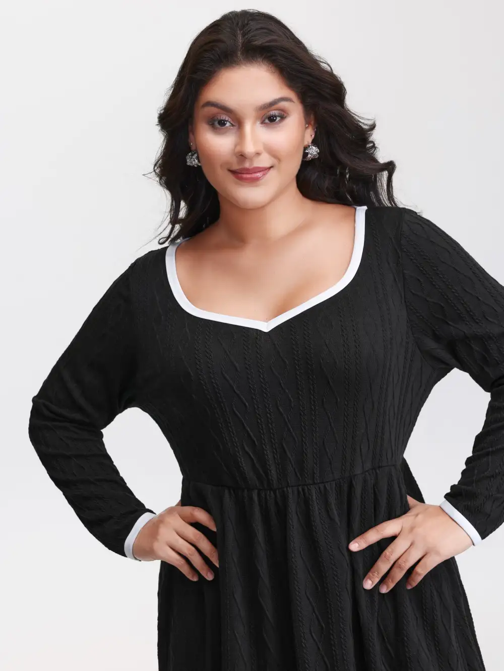 Color Contrast Pockets Knit Maxi Dress