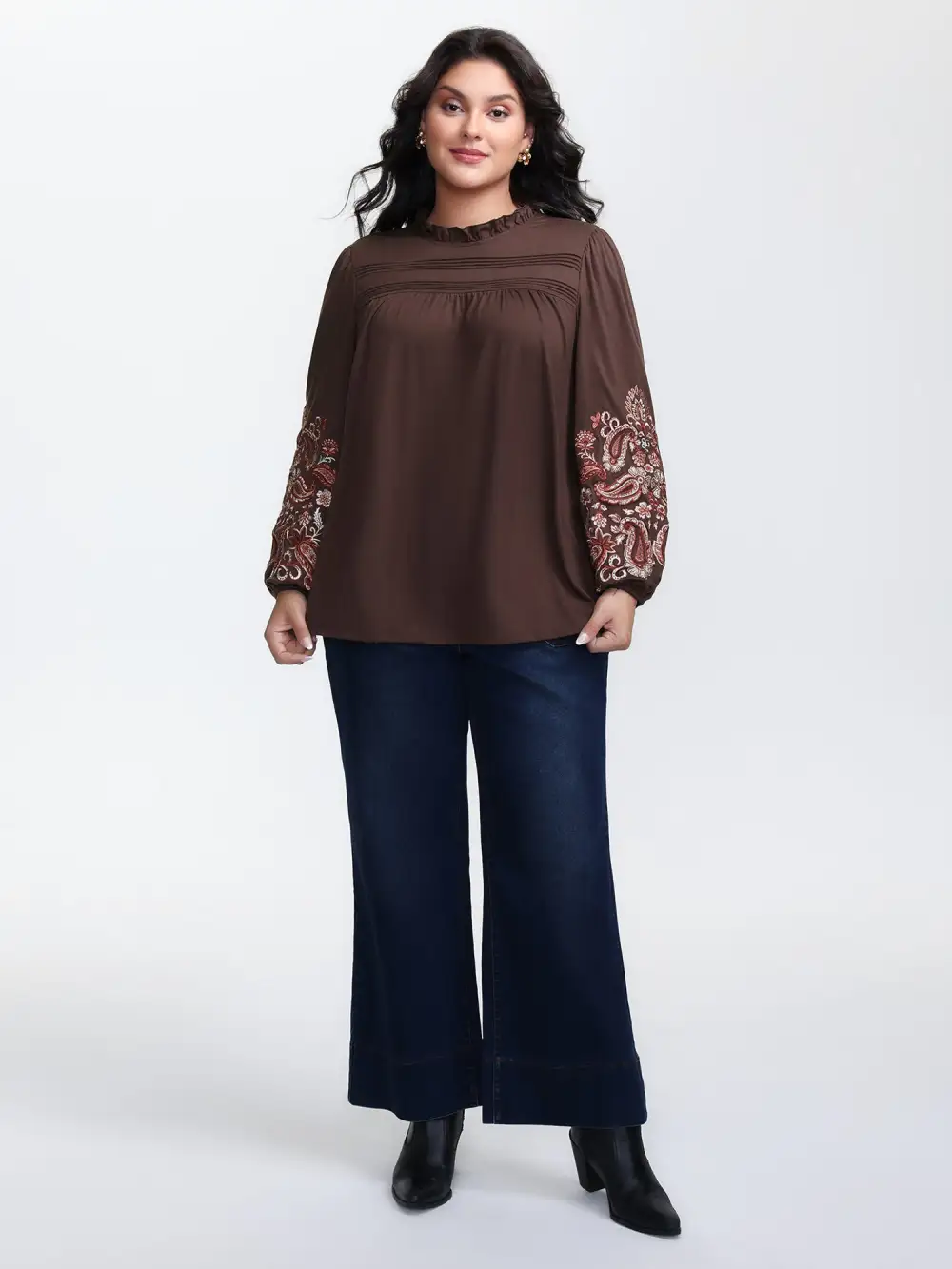 Floral Embroidered Ruffled Collar Top