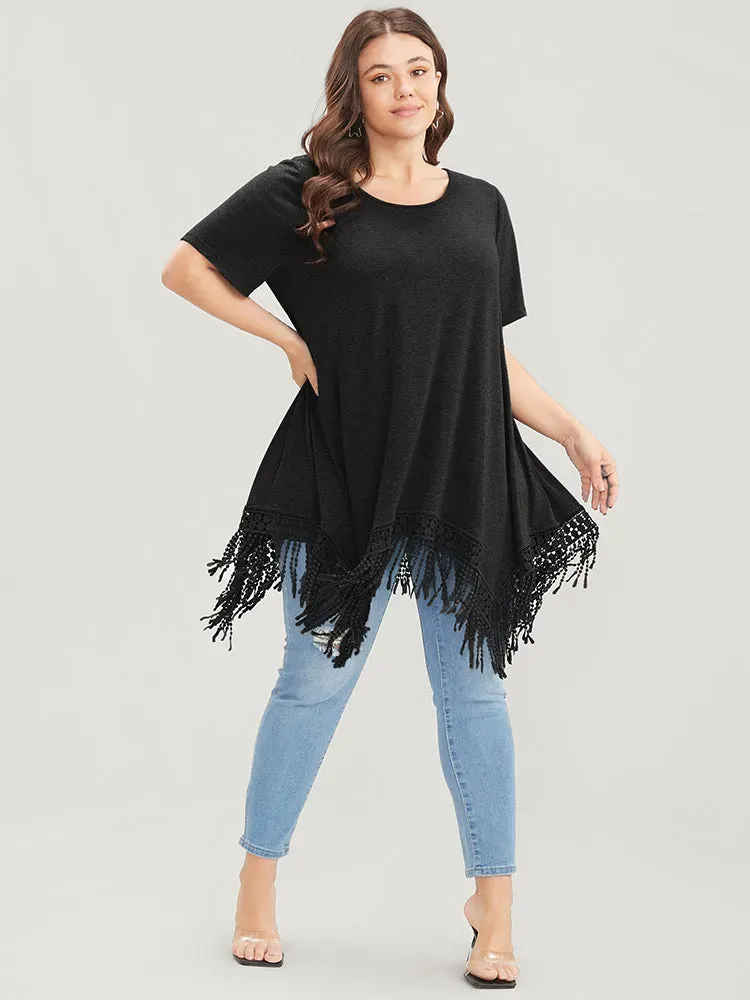 Solid Round Neck Lace Fringe Hem T-shirt