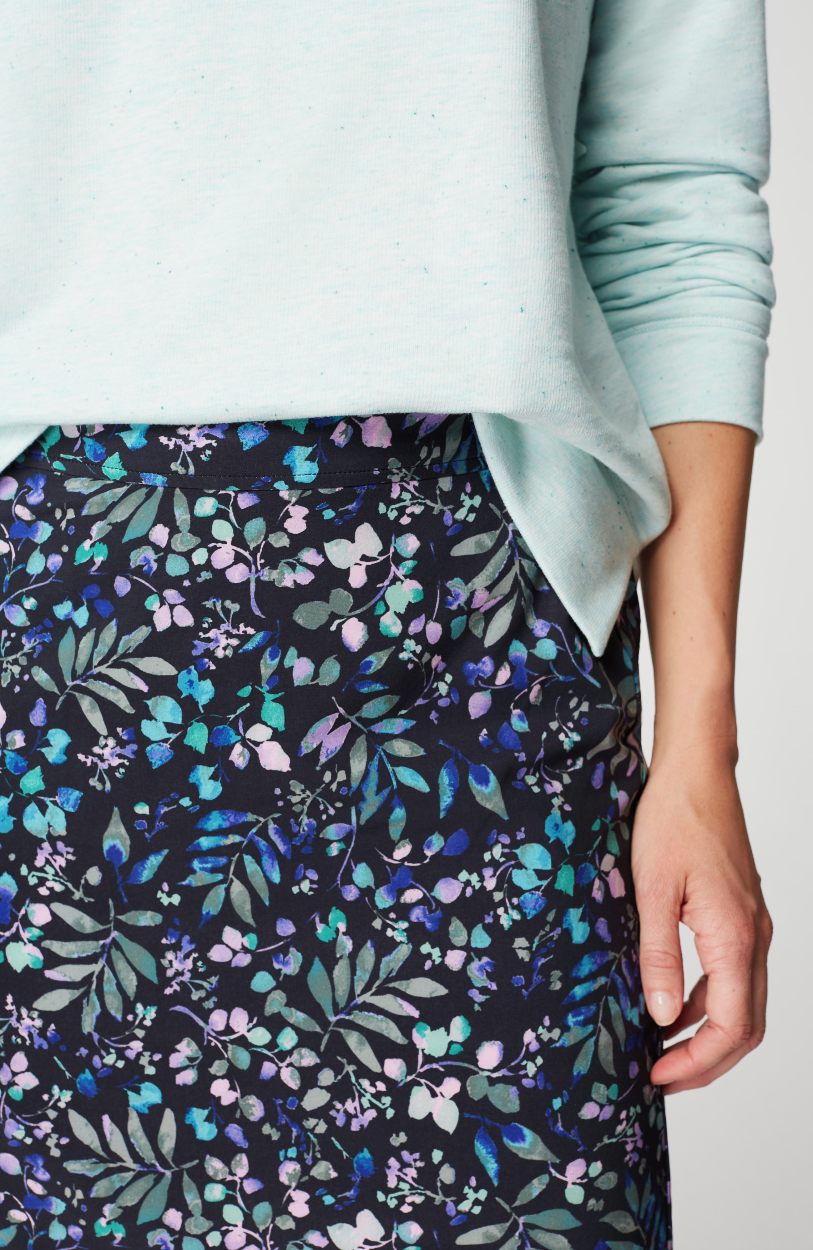 Fit On-The-Go Zipper-Pocket Skort
