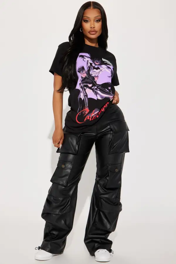 Catwoman And Batman Graphic Tee - Black
