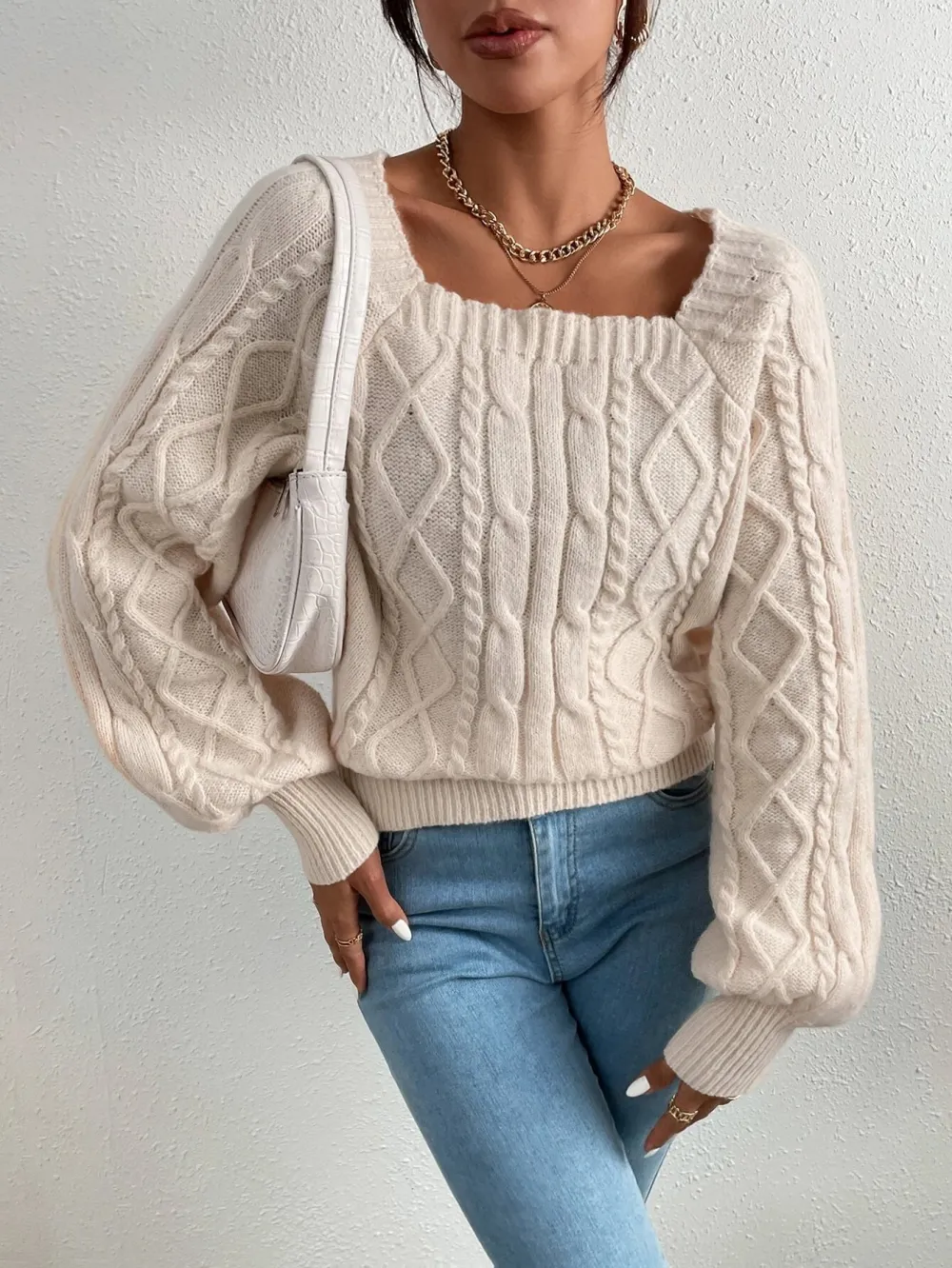 Fashionable square neck sweater sweater