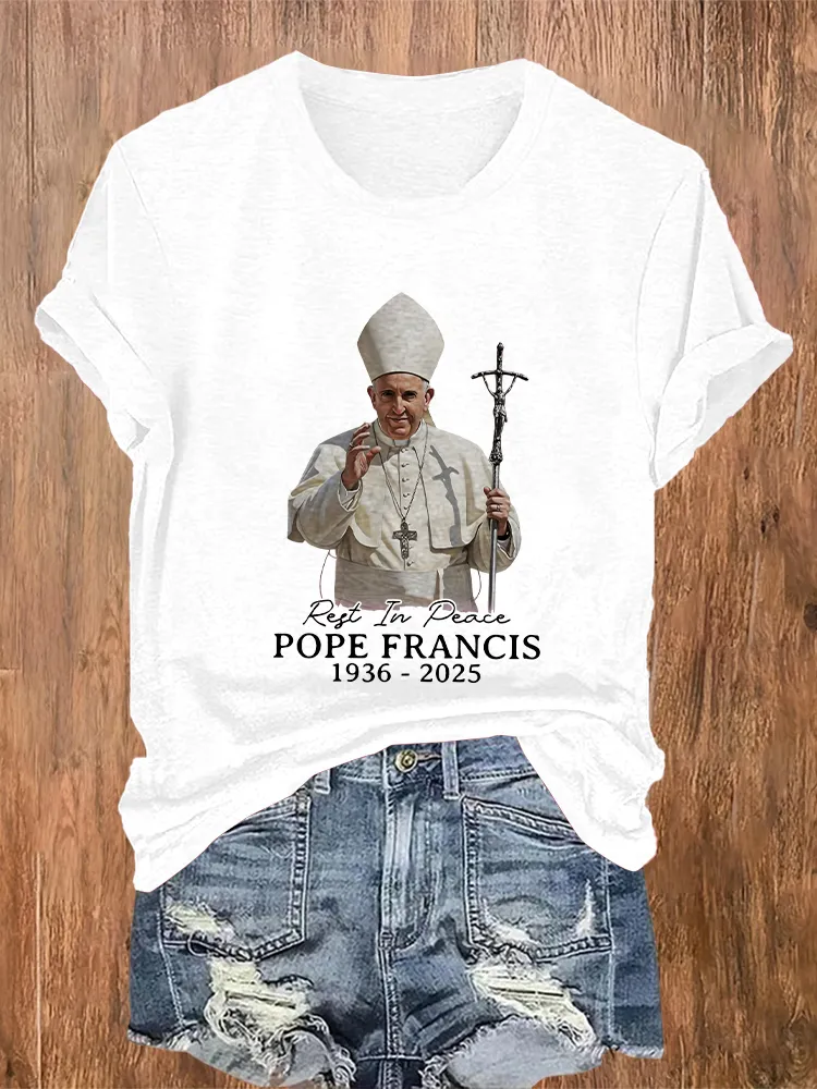 Women's Rest In Peace 1936-2025 Round Neck Short Sleeves Pure Cotton T-Shirt