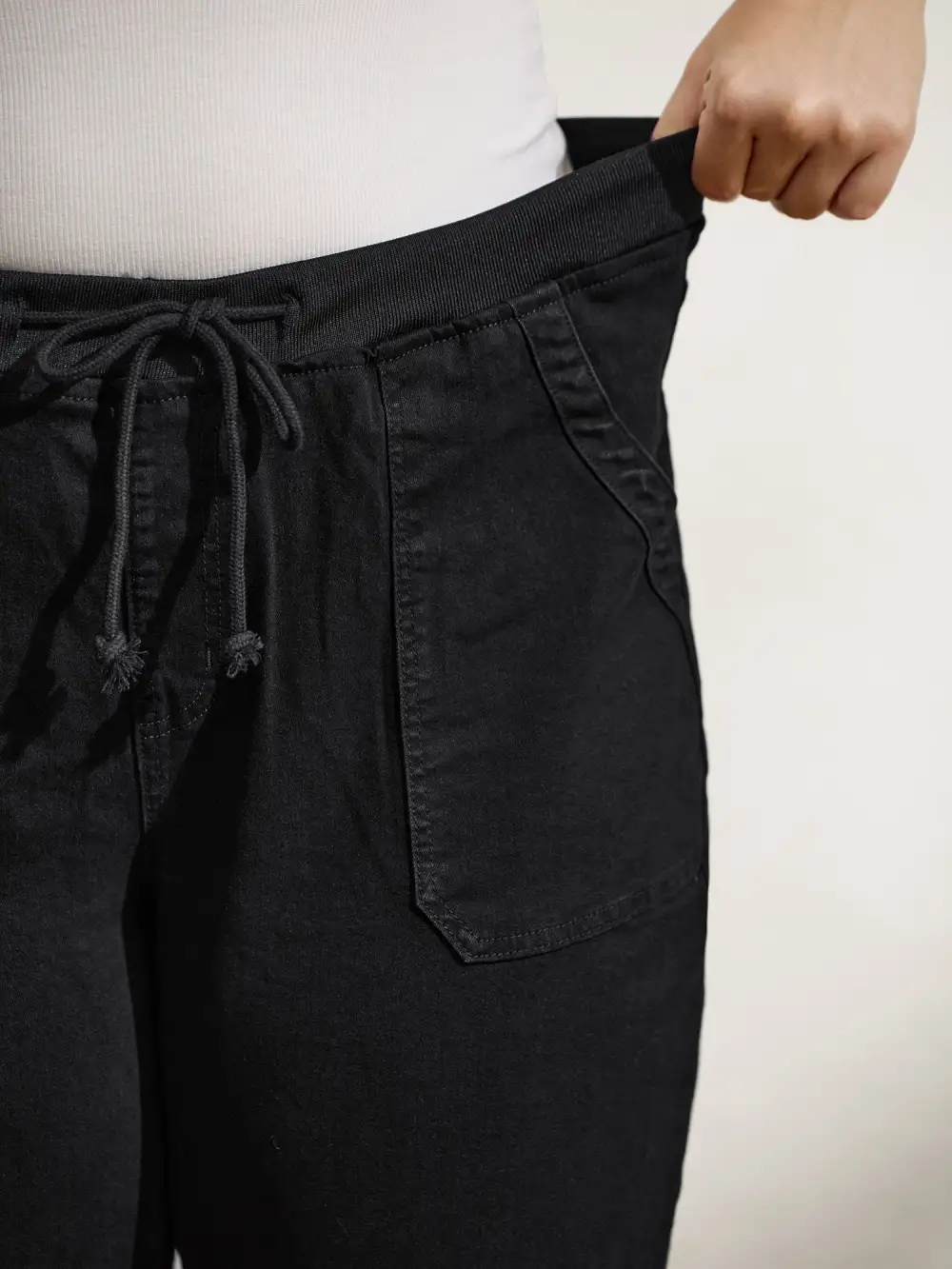 Stretchy Threaded Waist Skinny-Fit Jeans