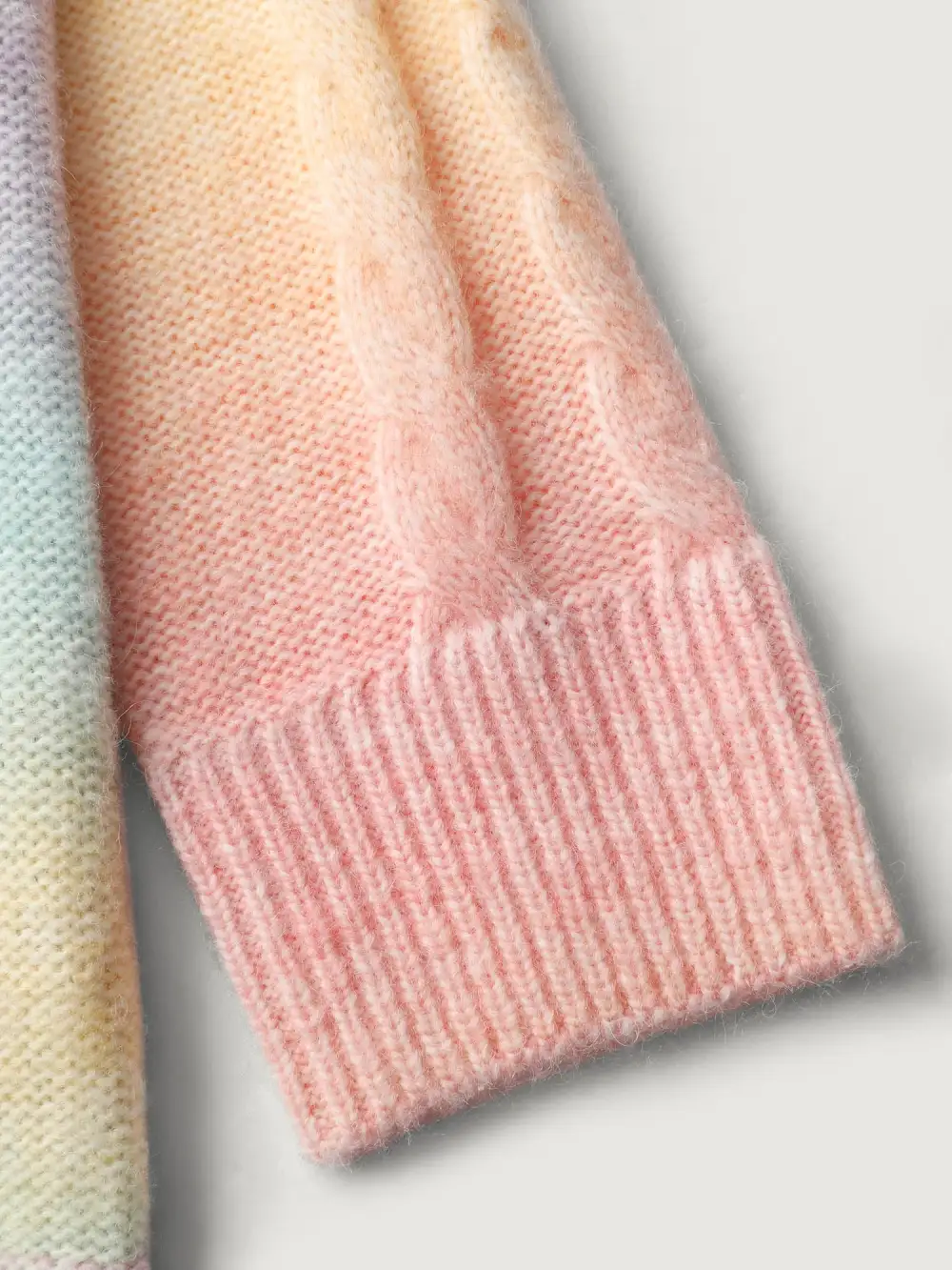 Twisted Texture Color Gradient Pullover