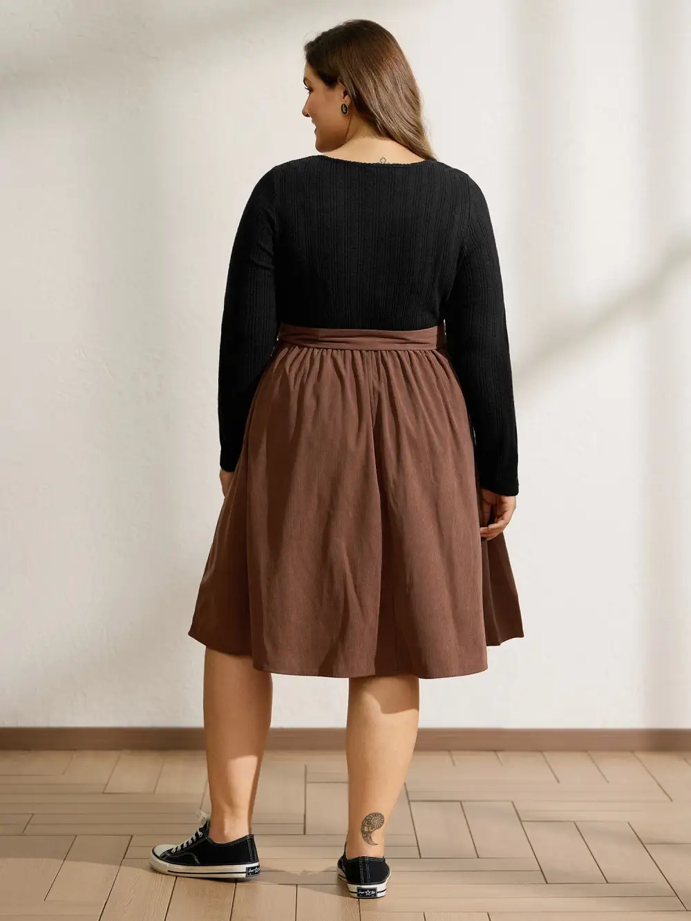 Color Contrast Belted Flared Midi Dress