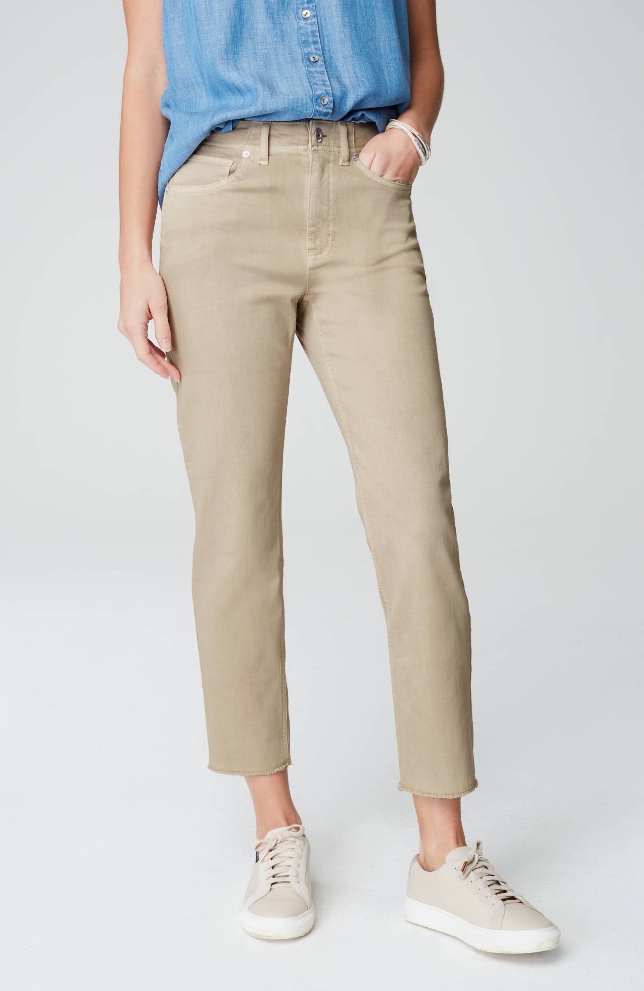 High-Rise Fringe-Hem Crops