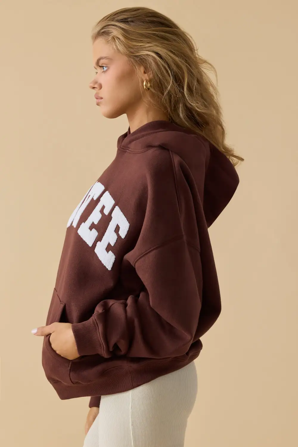 Hero - Oversized Hooded Sweatshirt in Mahogany