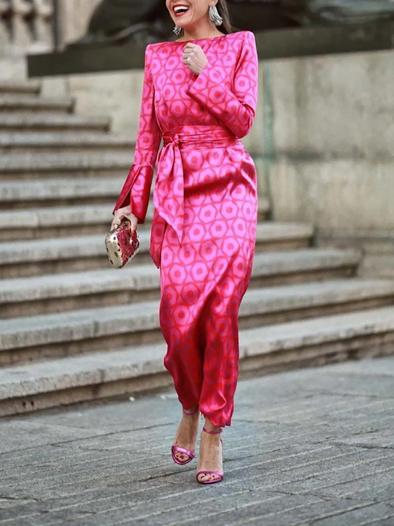 Elegant Geometric Print Long-Sleeve Midi Dress