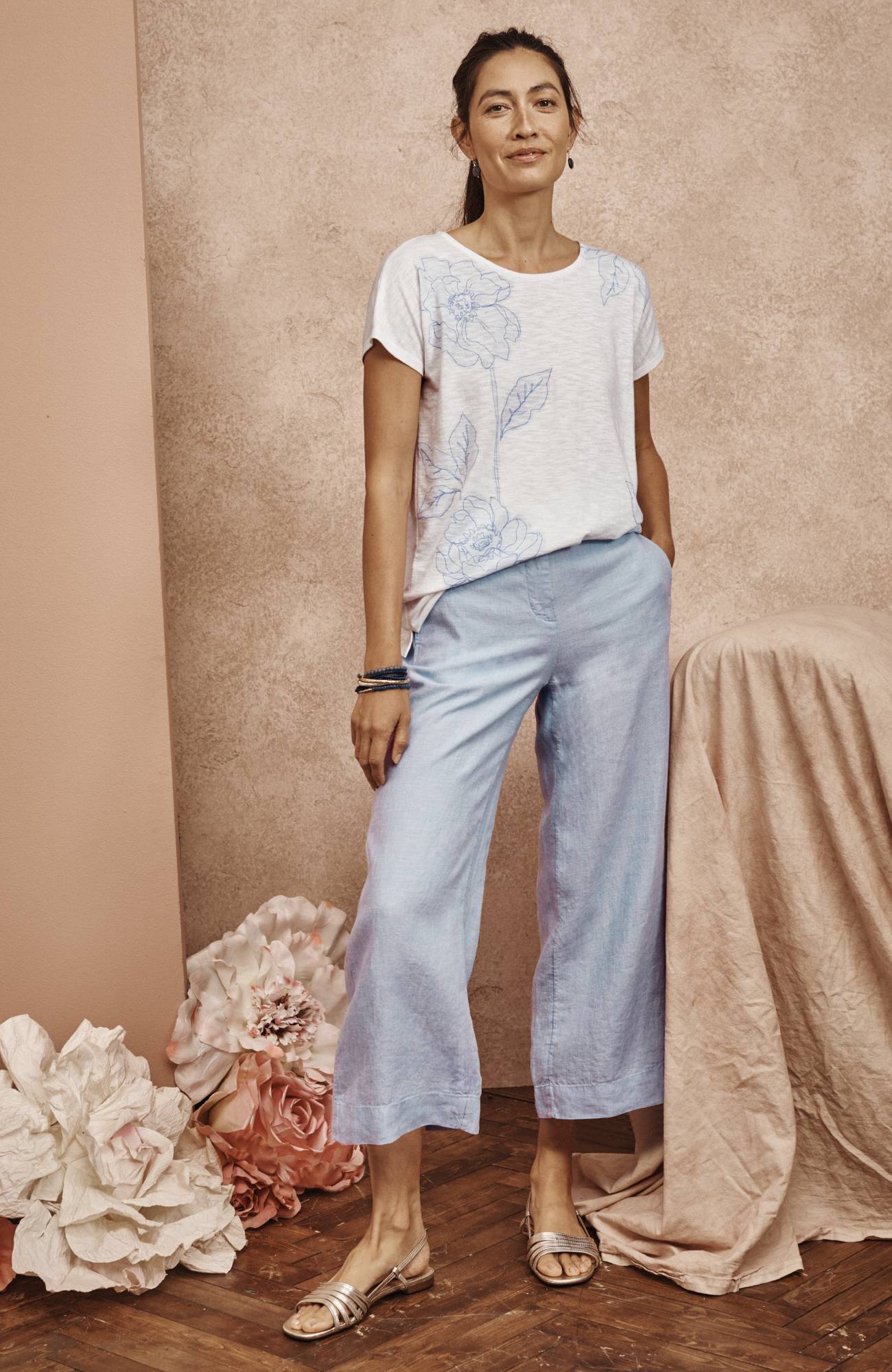 Easy Linen Wide-Leg Crops