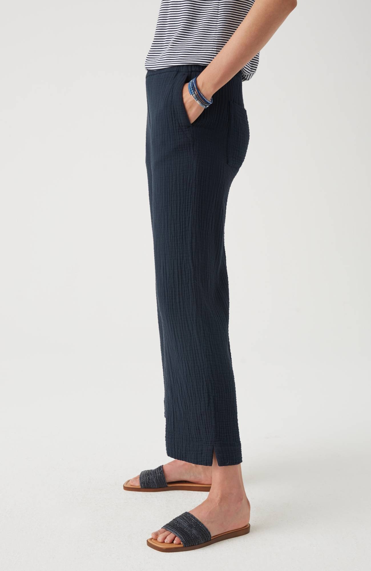 Cotton-Gauze Straight-Leg Crops