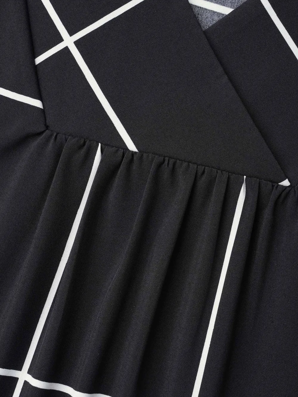 Plaid Crumpled V-Neck Fitted Shirt