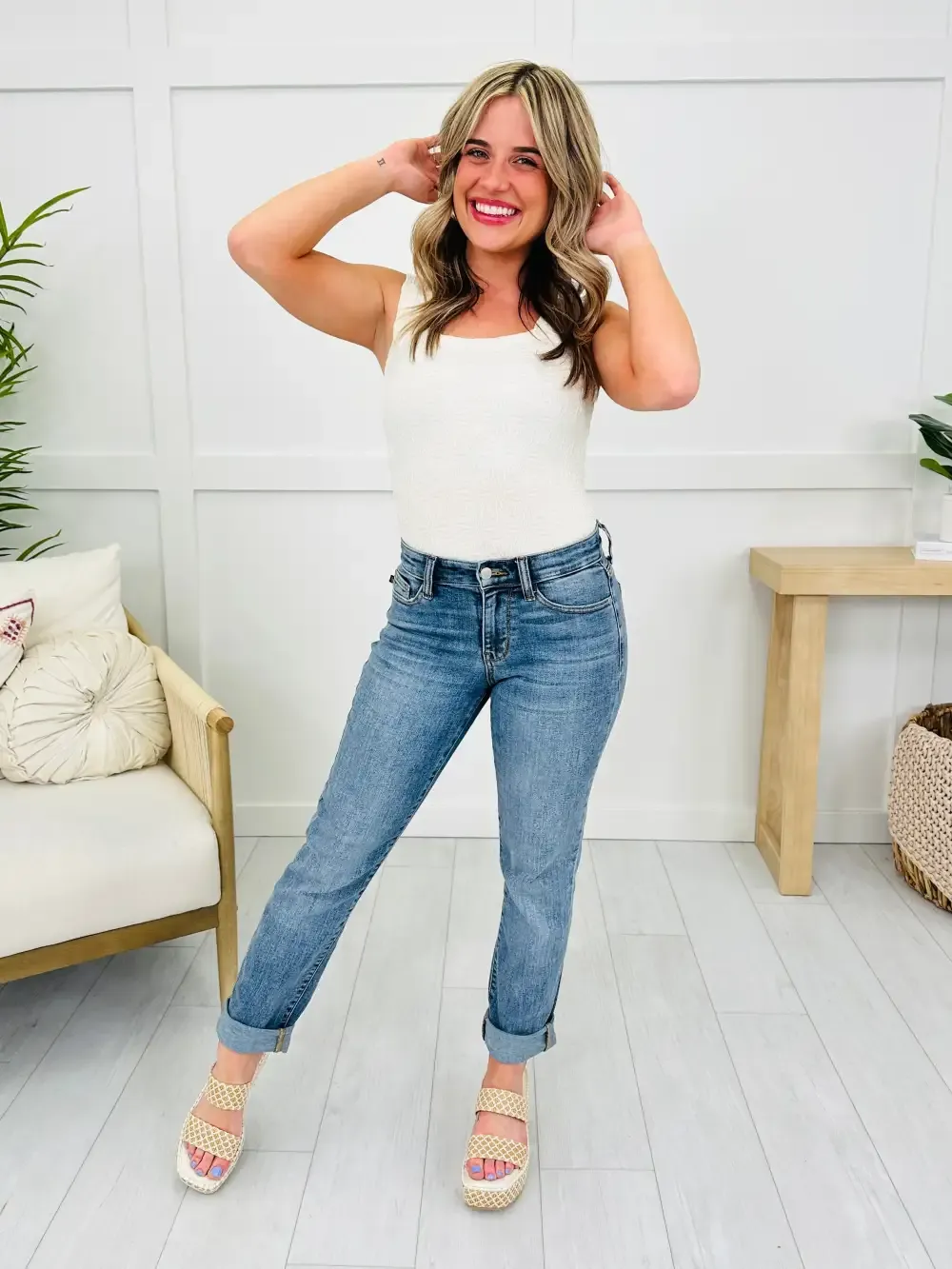 Judy Blue Instant Classic Slim Fit Jeans in Reg/Curvy