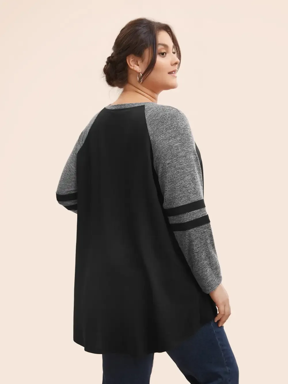 Striped Contrast Pocket Raglan Sleeve High Low Hem Sweatshirt