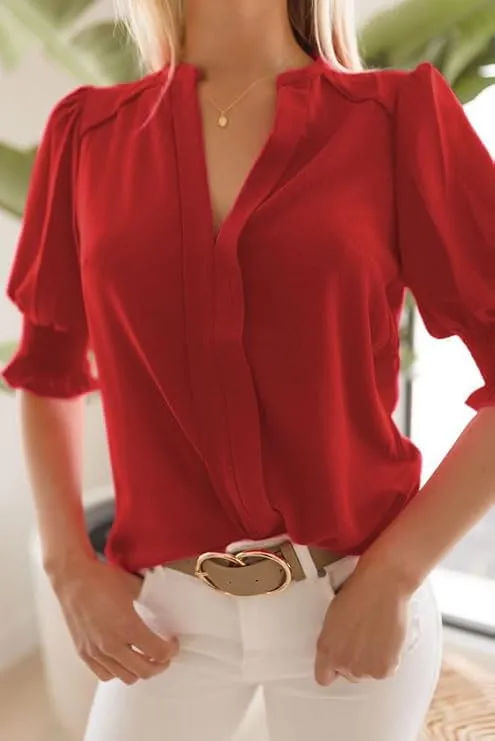 Women’s V-Neck Ruffle Sleeve Floral Blouse – Casual Lightweight Summer Tee 2025