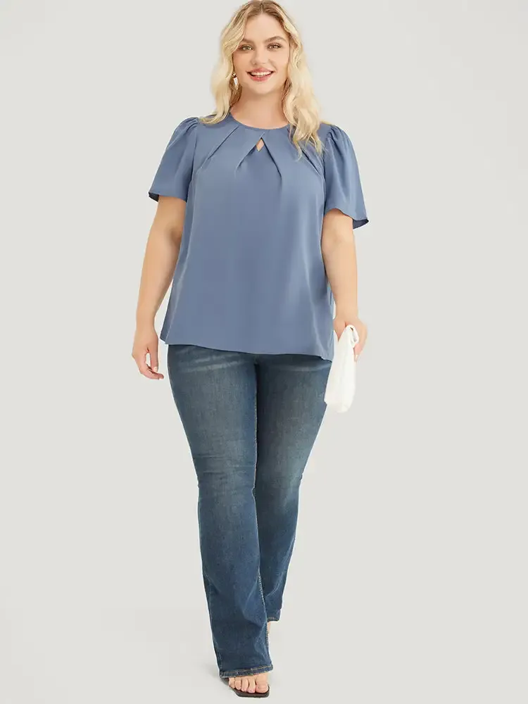 Solid Pleated Detail Keyhole Puff Sleeve Blouse