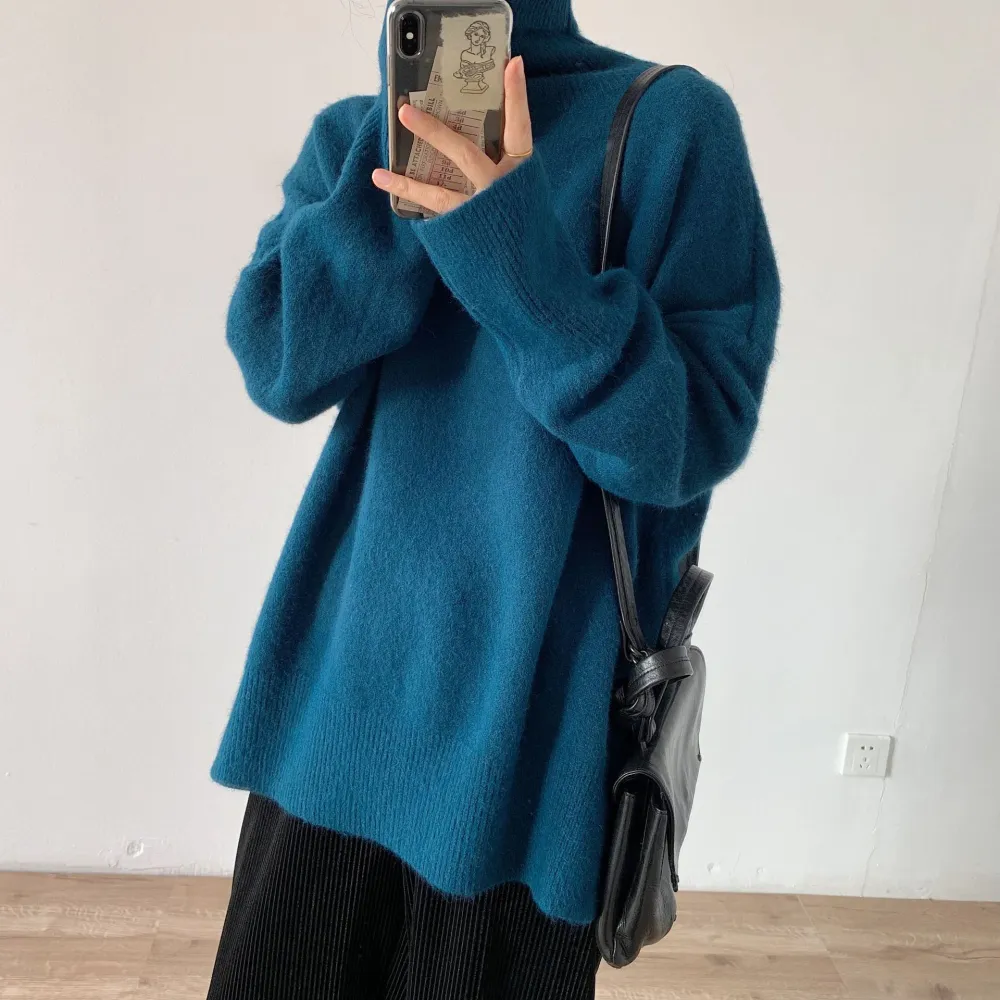 Soft Waxy Turtleneck Loose Simple Sweater