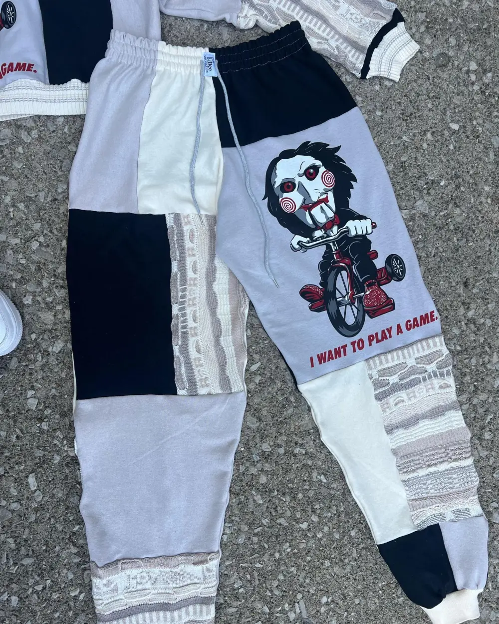 2 piece set tops and bottoms how perfect and cozy piece for your Halloween day