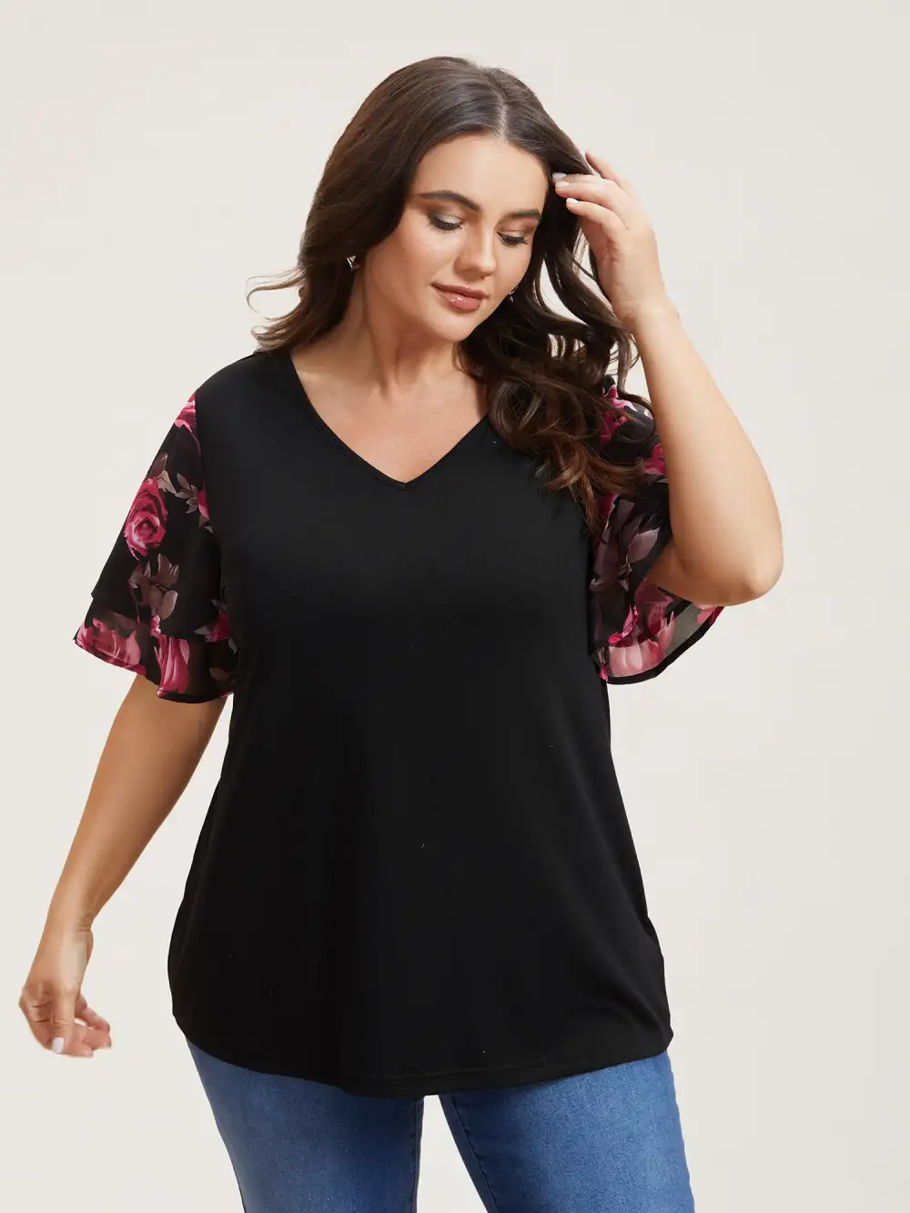 Stretchy Floral Lotus Sleeve V-Neck T-Shirt