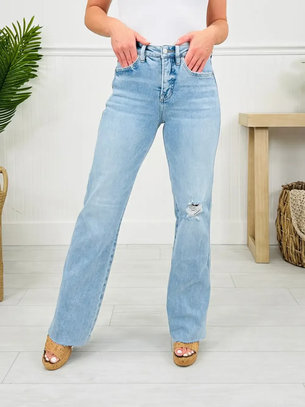 MOCO Exclusive Just Like That Wide Leg Jeans