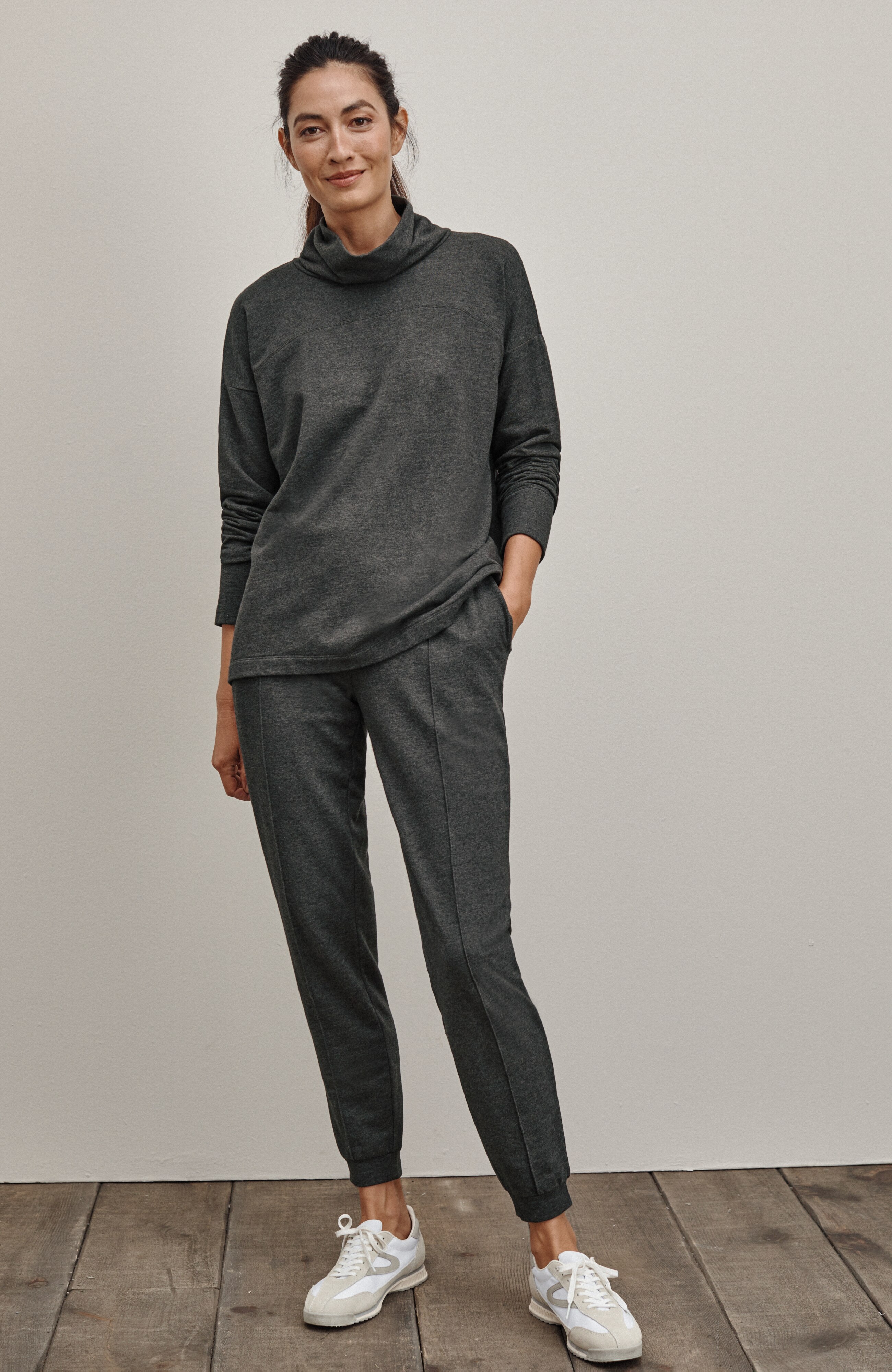 Fit Fleece Slim-Ankle Joggers