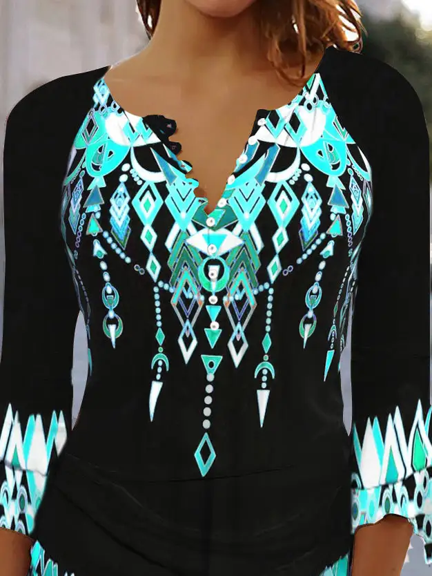 Women's Graphic Printed 3/4 Sleeve V-neck Top