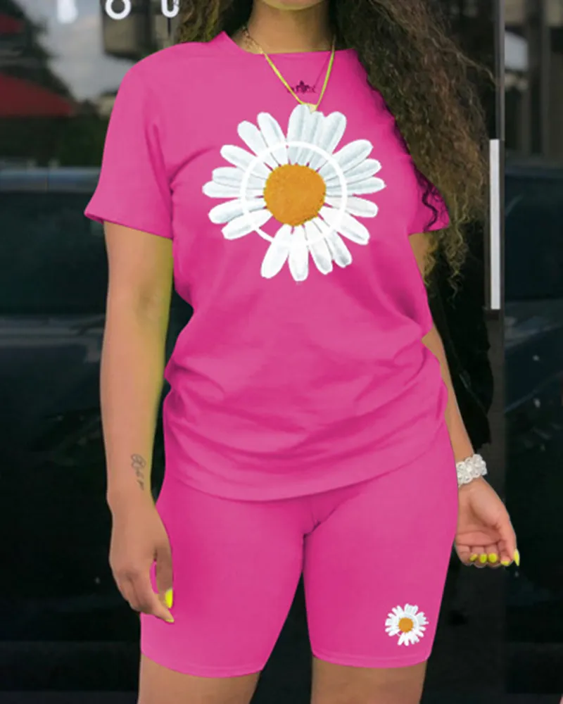 Sunflower Print T-Shirt & Skinny Shorts Set