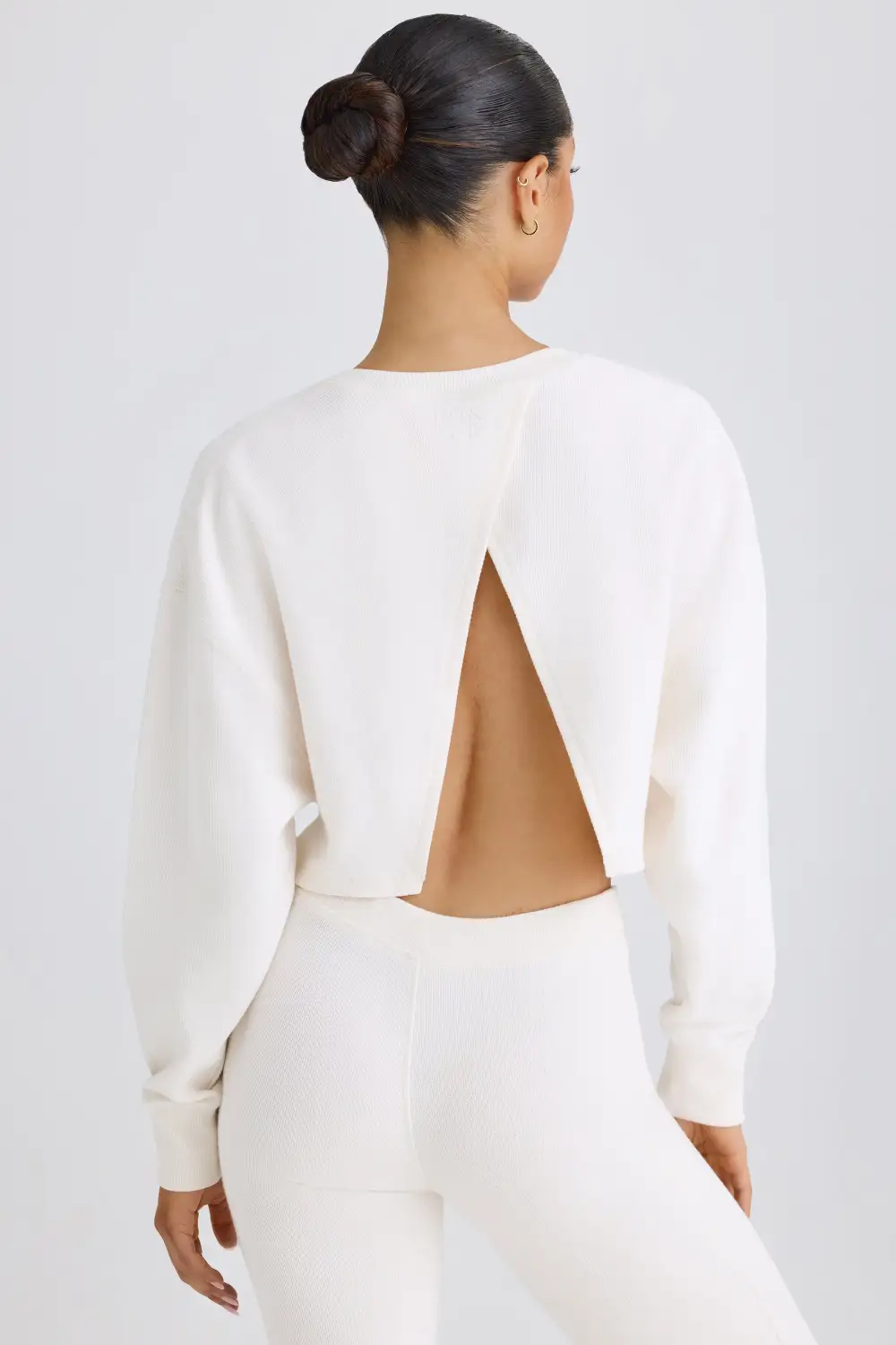 Crew-Neck Open-Back Cropped Sweatshirt in White