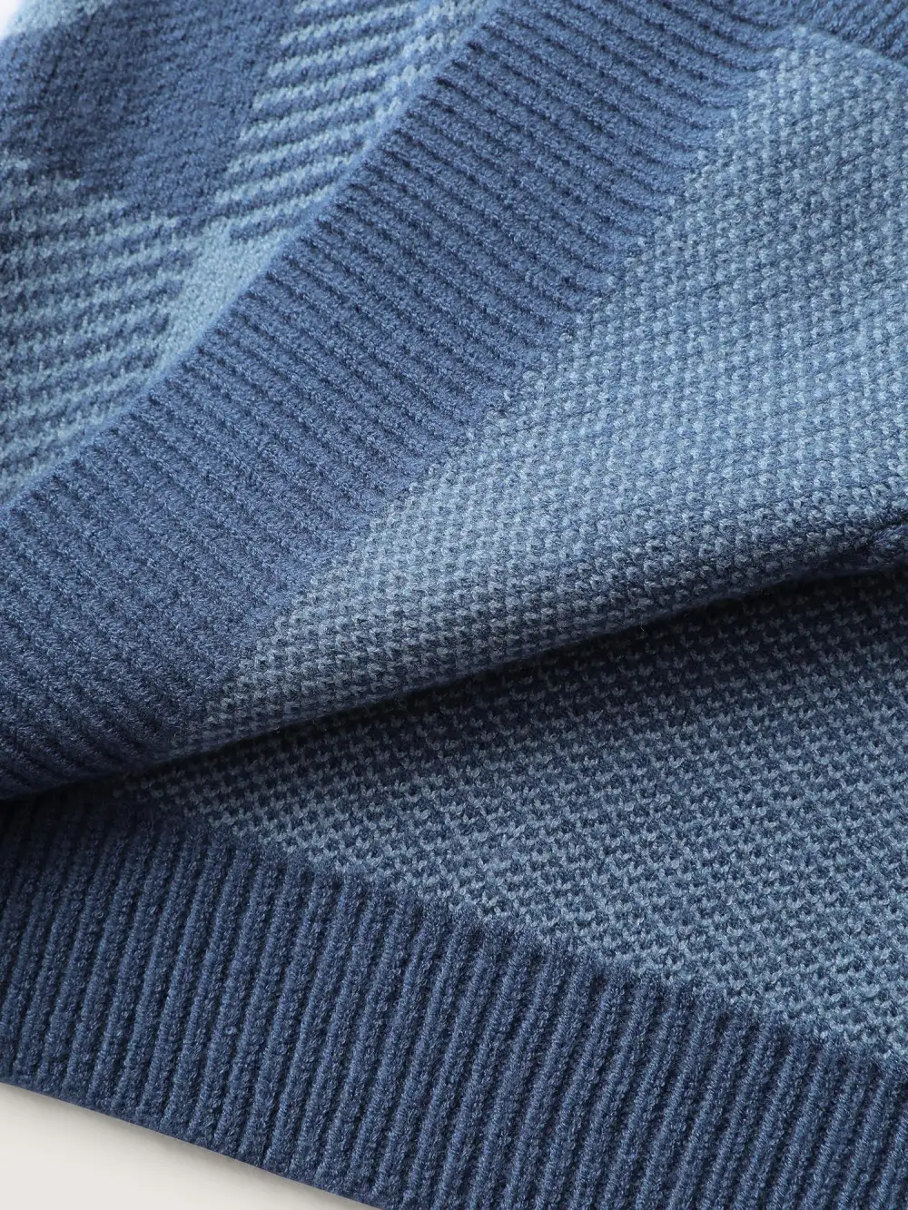 Checkered Hearts Jacquard Pockets Knit Cardigan