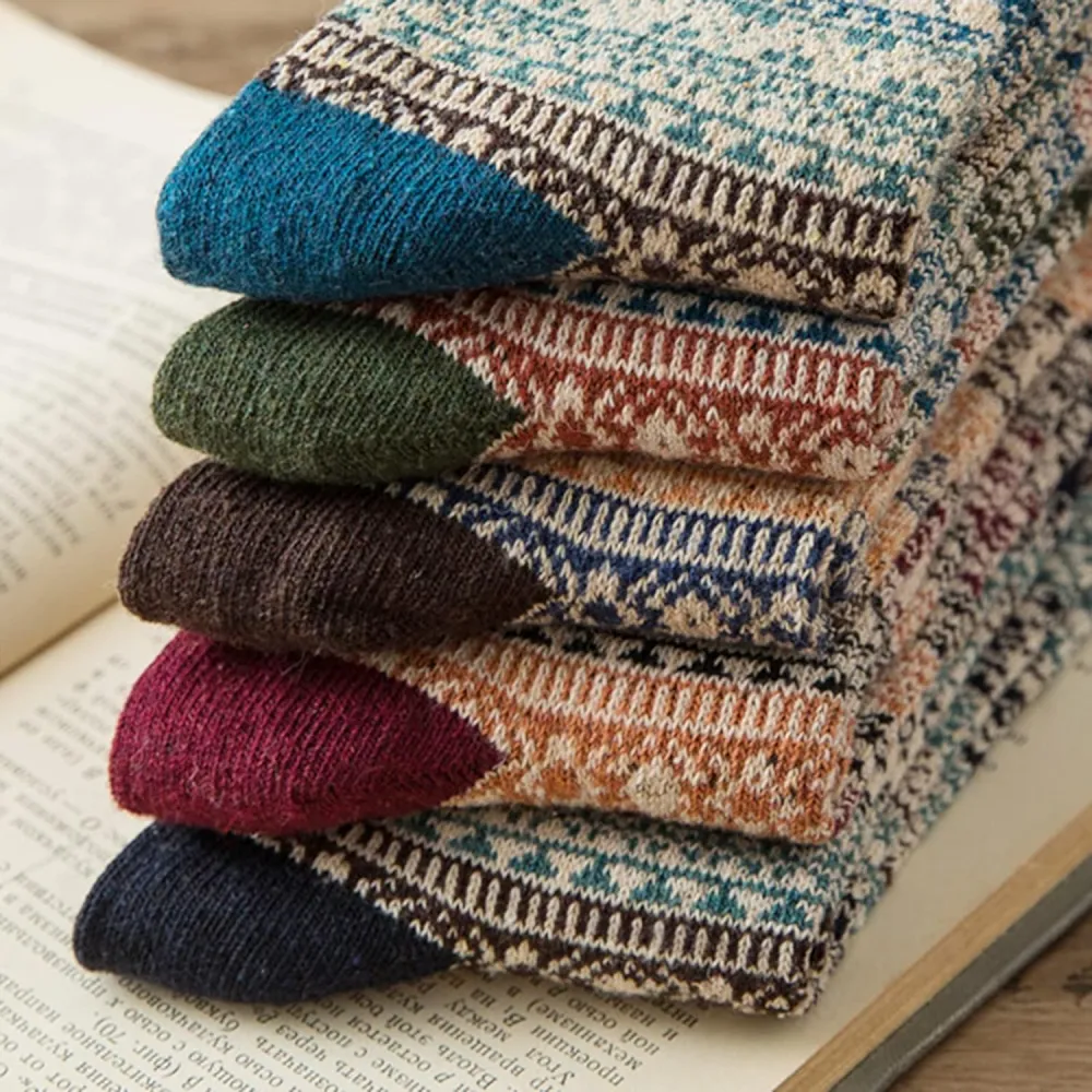 Clothirily Wool Socks- Thick Soft Wool Socks for Women, Vintage Warm Womens Wool Socks, Winter Warm Boot Socks for Women Men