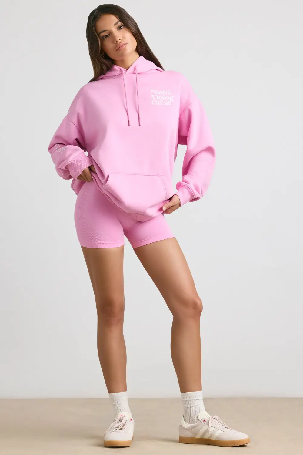 Sunday Love - Oversized Hoodie in Bubblegum Pink