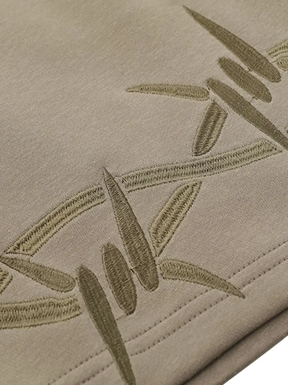 American Thorn Embroidery Casual Shorts