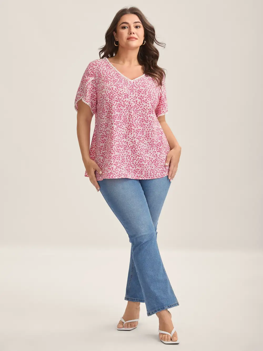 Petal Sleeve Floral Lace Spliced Shirt