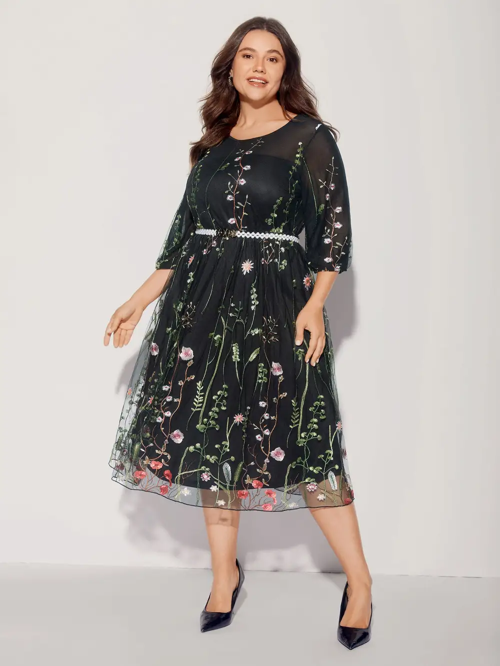 Floral Embroidered Elastic Waist Lined Midi Dress