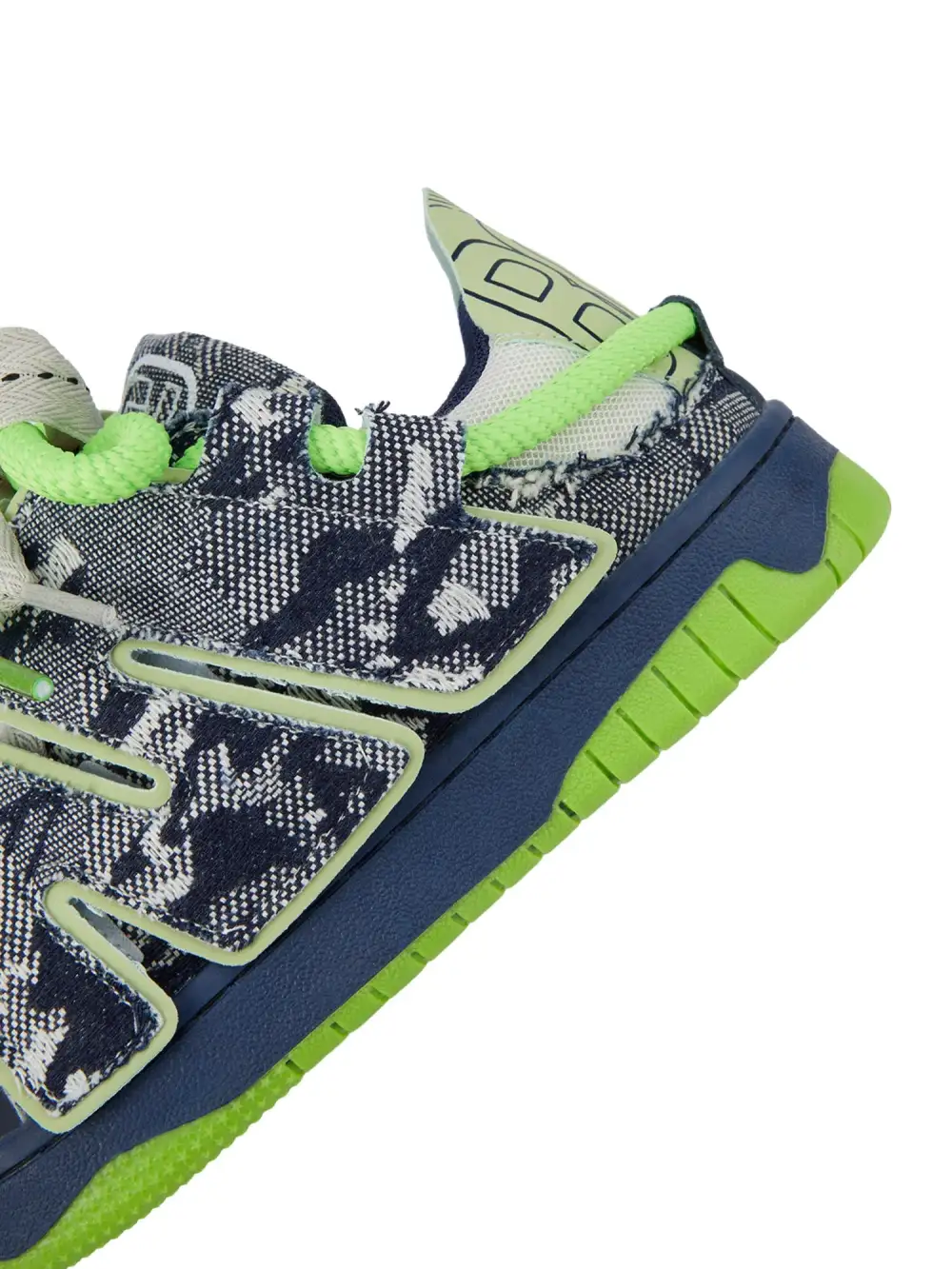 Versatile Lightweight Soft-soled Board Shoes - 1716