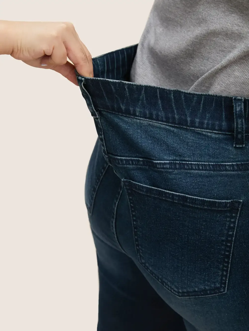 Vintage Dark Wash Slit Hem Cropped Jeans