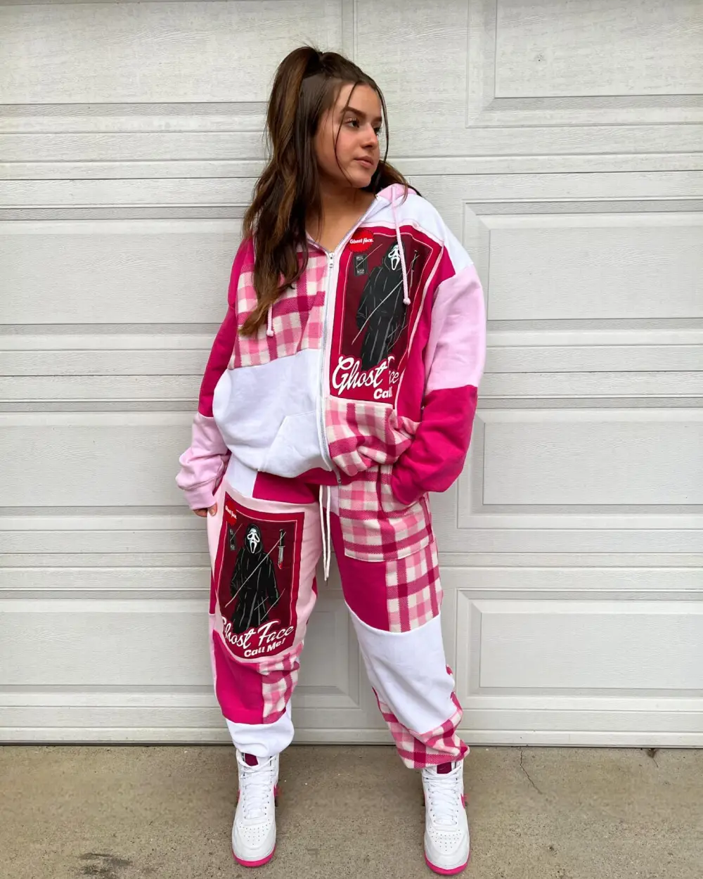 Pink 2 piece set tops and bottoms how perfect and cozy piece for your Halloween day