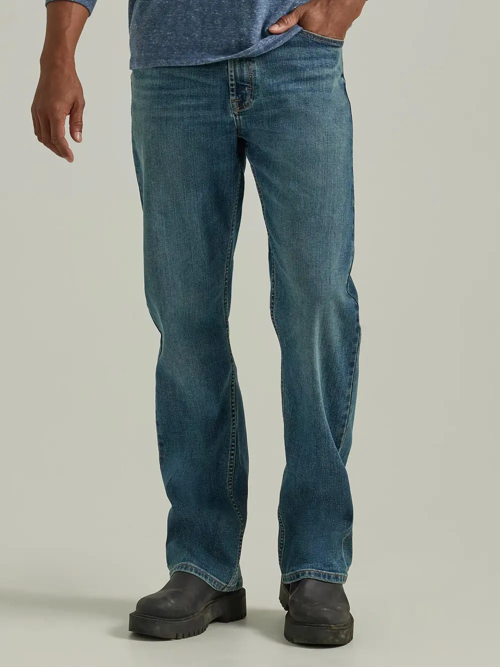 WRANGLER MEN'S FIVE STAR PREMIUM FLEX RELAXED FIT BOOTCUT JEAN IN LIVINGSTON