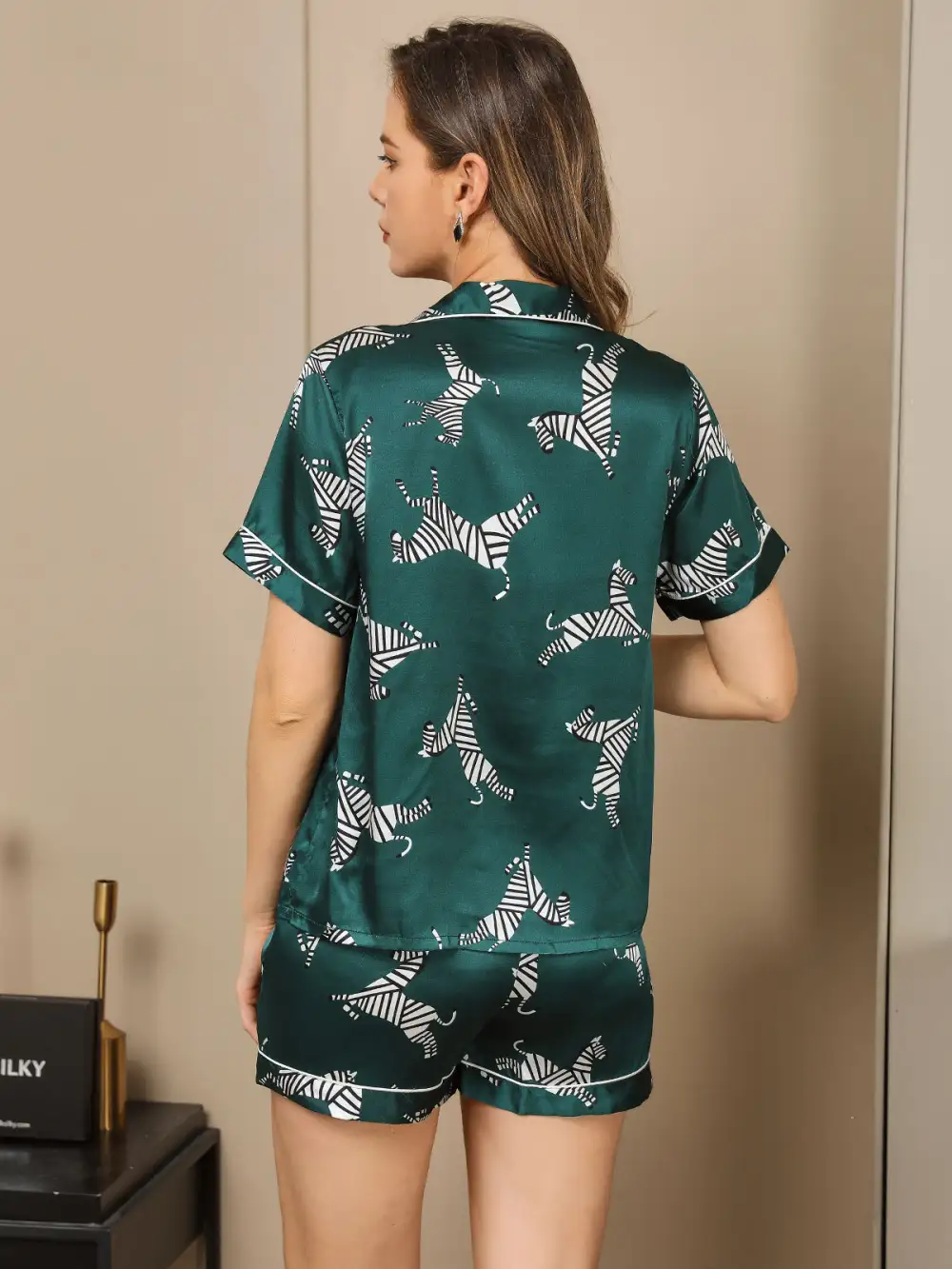 2Pcs Pure Silk Zebra Pattern Piping Trim Short Pajamas