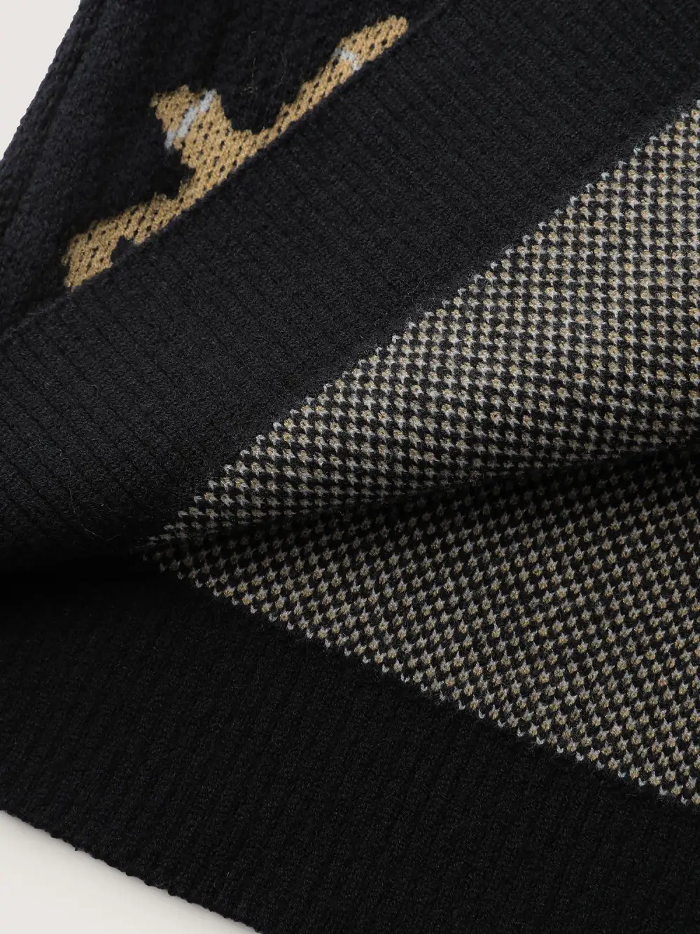 Gingerbread Holiday Jacquard Pockets Cardigan