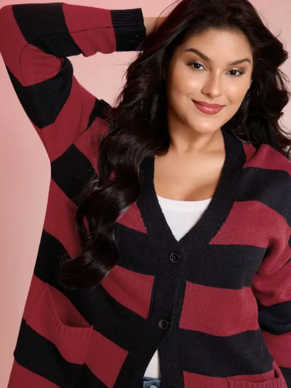 Colorblock Pockets Button Straight-Front Cardigan