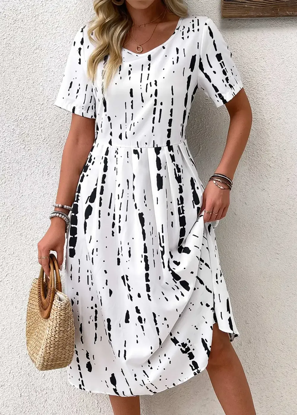 Black Geometric Print Short Sleeve Round Neck Dress