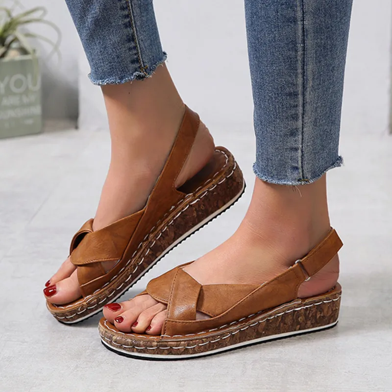 Comfortable wedge sandals