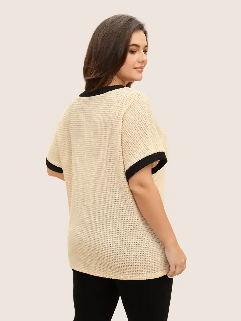 V Neck Contrast Button Detail Knit T-Shirt