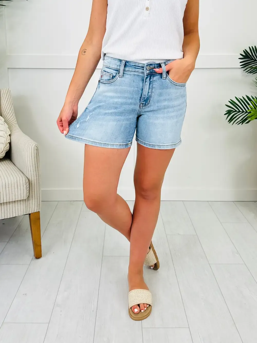 Judy Blue Retro Refresh Dad Shorts
