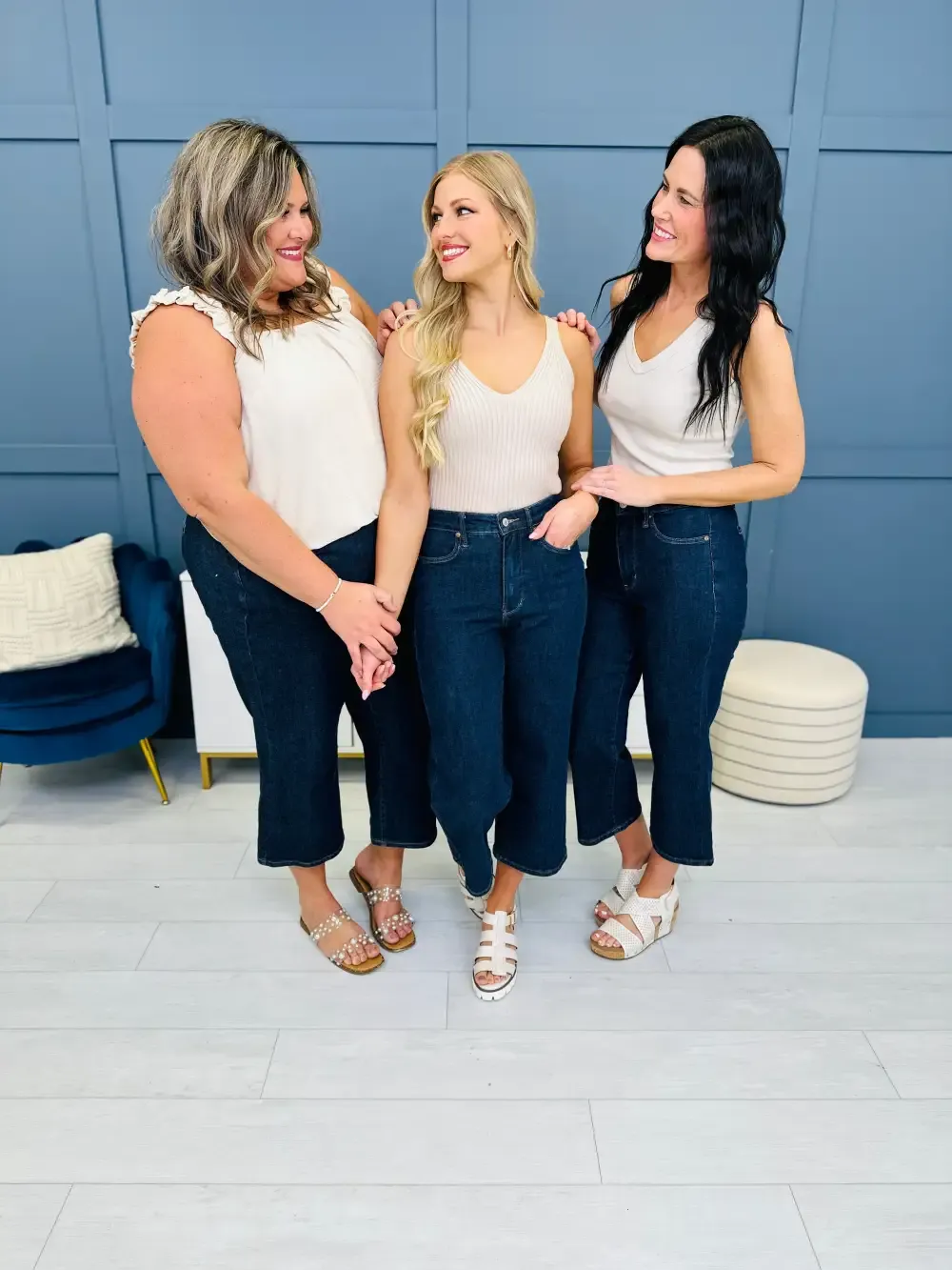 Judy Blue Tummy Control Everything You Want Wide Leg Cropped Jeans in Reg/Curvy