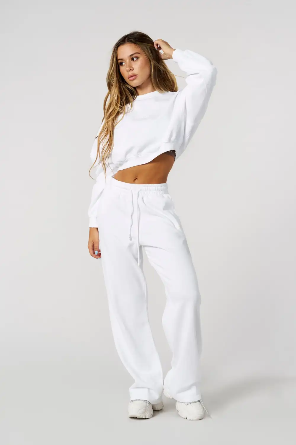 W547 Premier Crop Crewneck