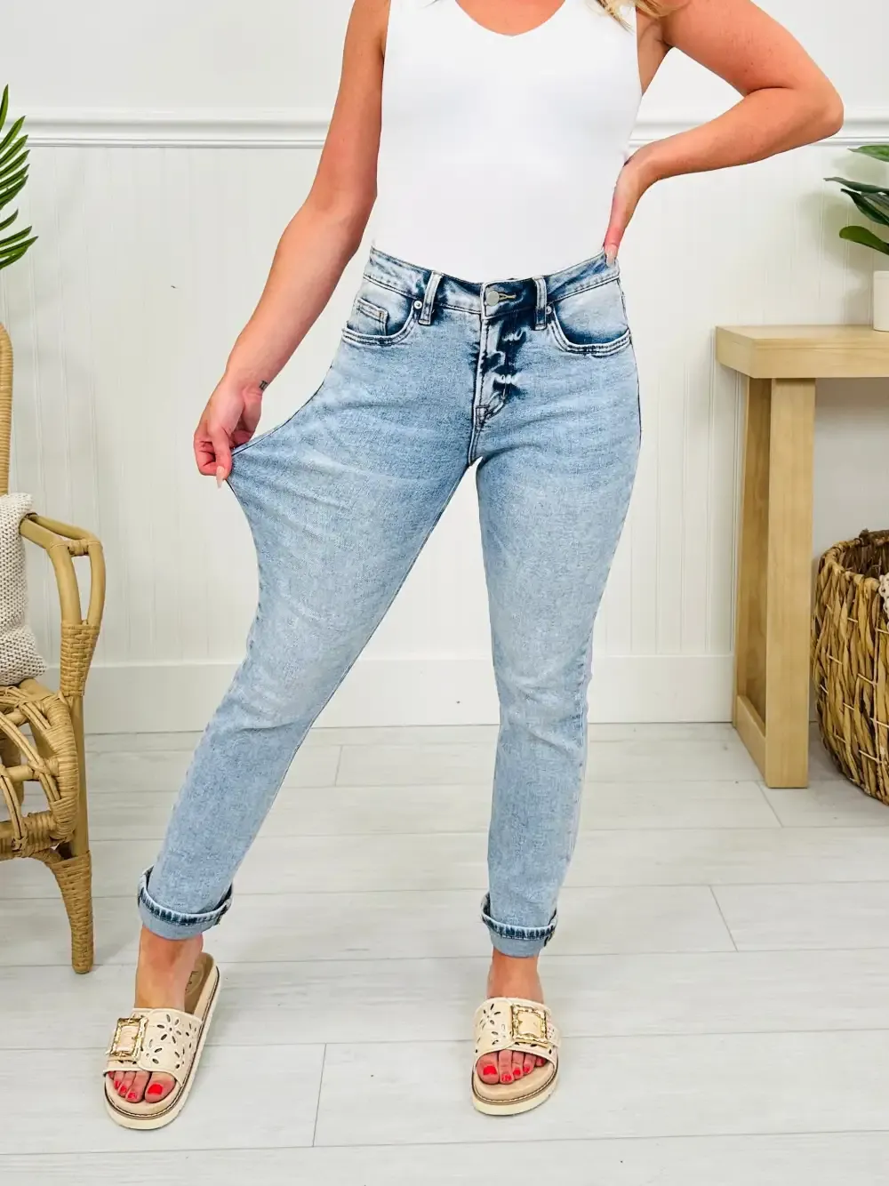Take My Advice Tummy Control MOCO Exclusive Straight Jeans