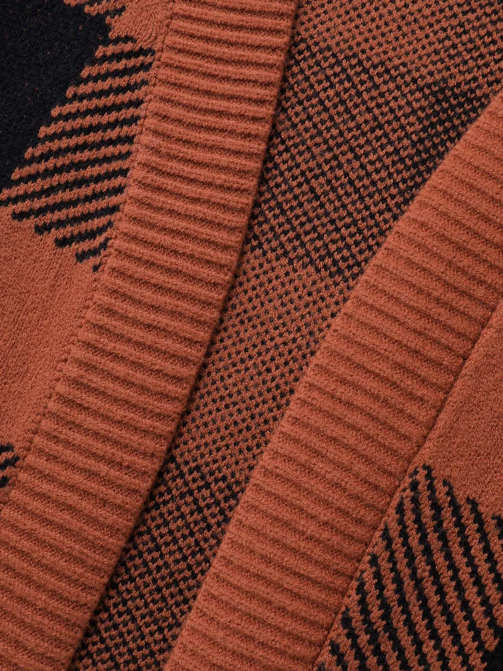 Supersoft Check Pattern Curvy Hem Pockets Cardigan